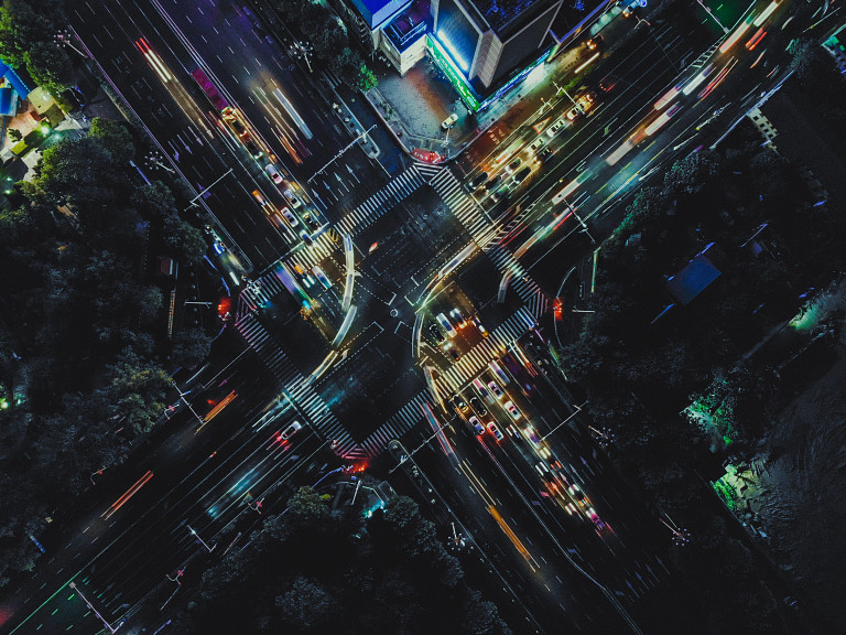 Vide of city roads from a drone